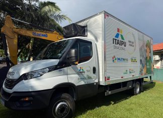 Cambira recebe novo caminhão para reforçar coleta seletiva