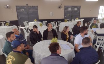 Prefeitura de Cambira participa de reunião do Grupo Gestor do Território Vale do Ivaí em Bom Sucesso