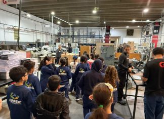 Alunos da Escola Monteiro Lobato visitam a Tribuna do Norte em atividade educativa