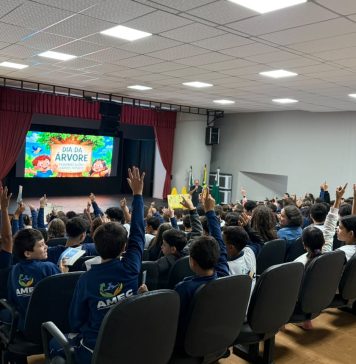 Cambira promove palestra educativa em comemoração ao Dia da Árvore